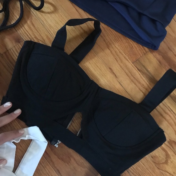 Crop Top BUNDLE - Picture 5 of 7